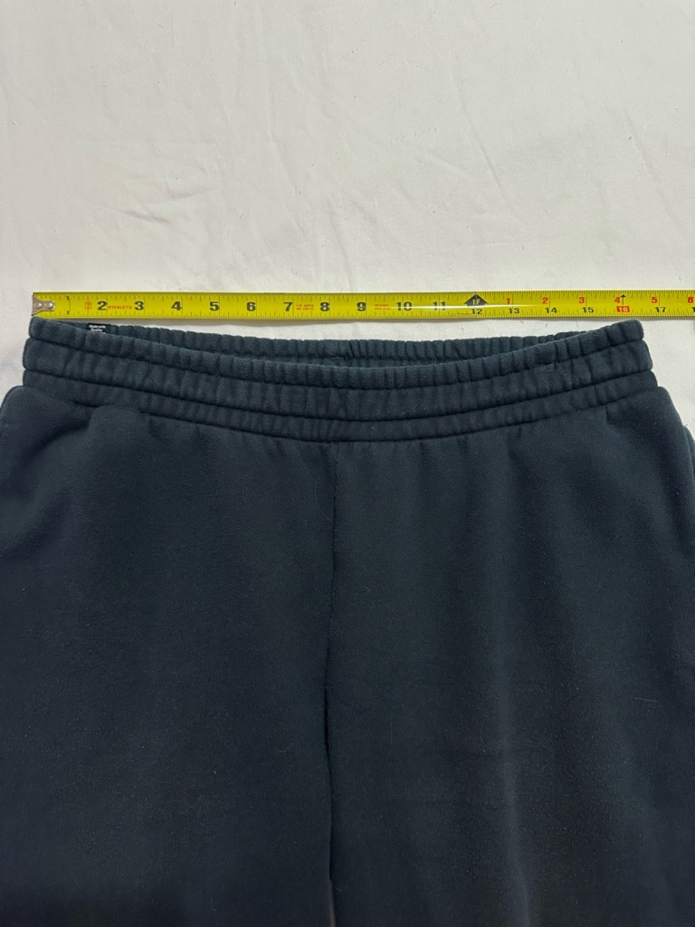 PUMA BLACK JOGGER SWEATPANTS MENS SIZE L LARGE TAPERED WHITE ATHLETIC PUMA LOGO - Picture 5 of 9